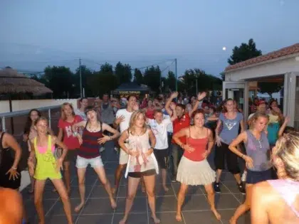 Camping Plein Sud Animation En Soiree Zumba 11